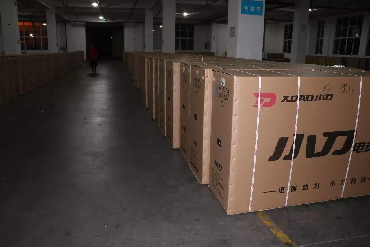 專業(yè)生產(chǎn)PVC護(hù)套、銅排、鋁排、新能源電池銅/鋁軟連接-人禾電子