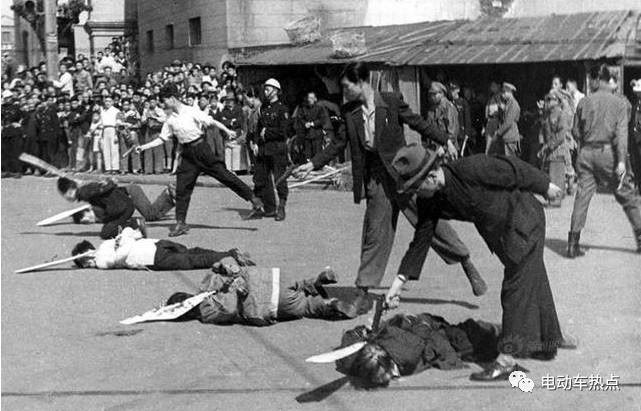 專業(yè)生產(chǎn)PVC護(hù)套、銅排、鋁排、新能源電池銅/鋁軟連接-人禾電子